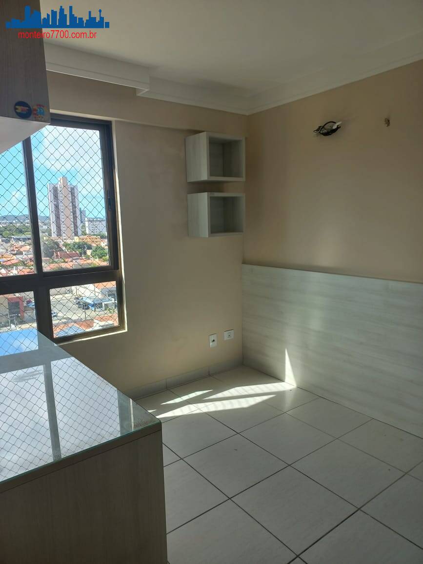Apartamento à venda com 3 quartos, 85m² - Foto 11
