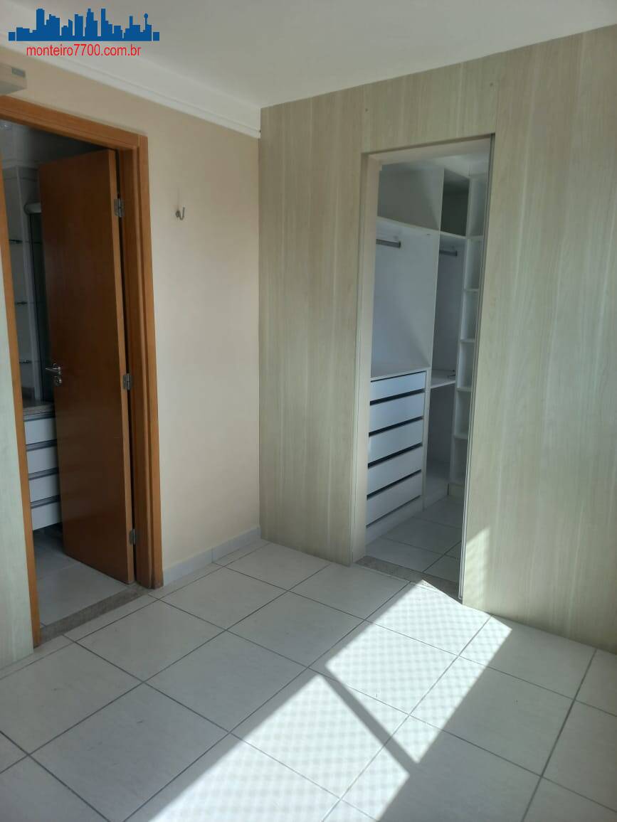 Apartamento à venda com 3 quartos, 85m² - Foto 17
