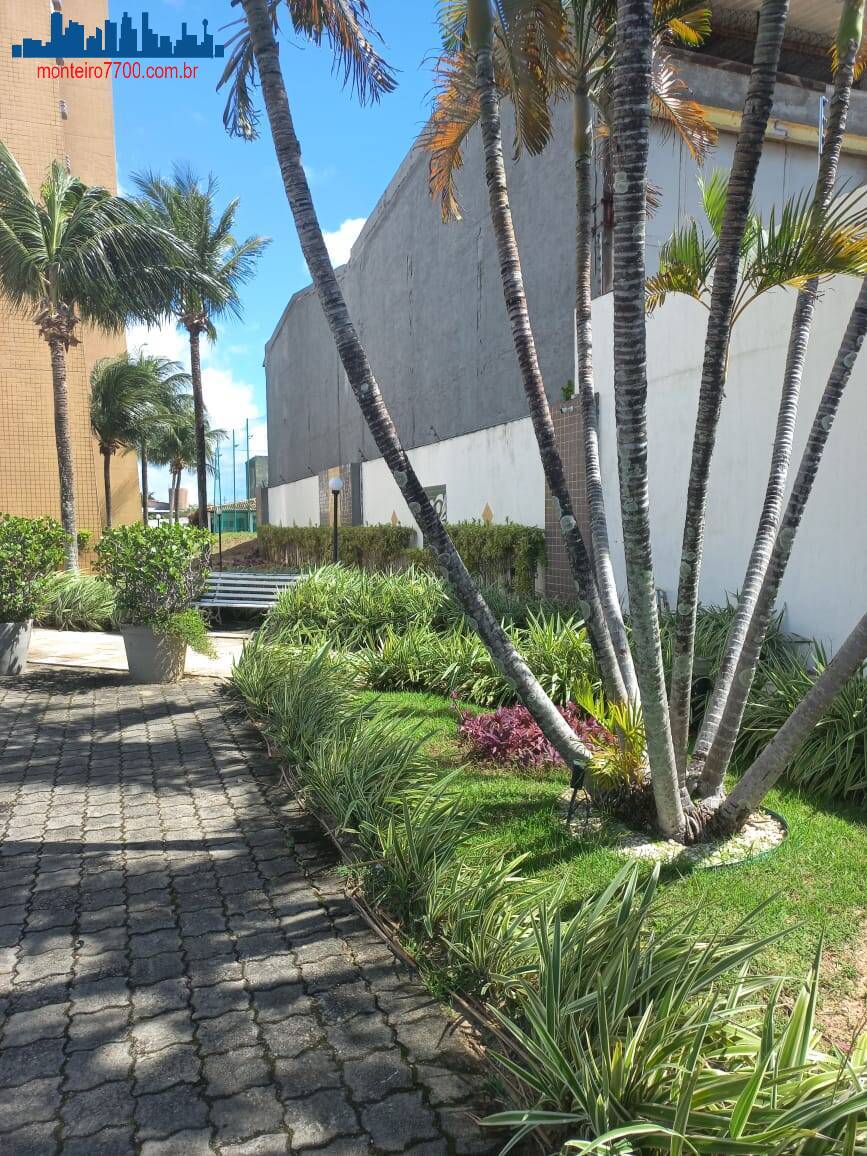 Apartamento à venda com 3 quartos, 92m² - Foto 2